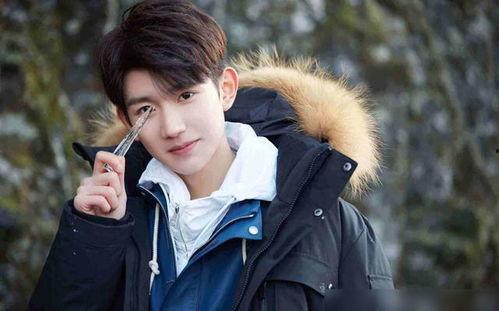 王源吃瓜采访,娱乐圈背后的“吃瓜”故事